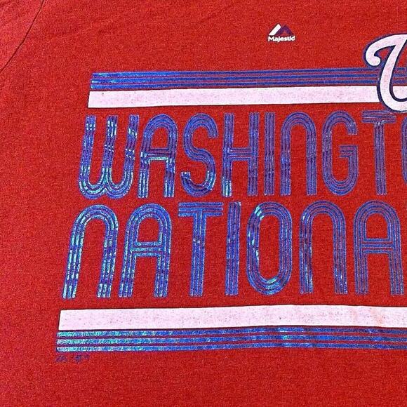 Majestic Fan Fashion Women's Washington Nationals T Shirt XXL Red Shiny Graphics - Picture 2 of 5